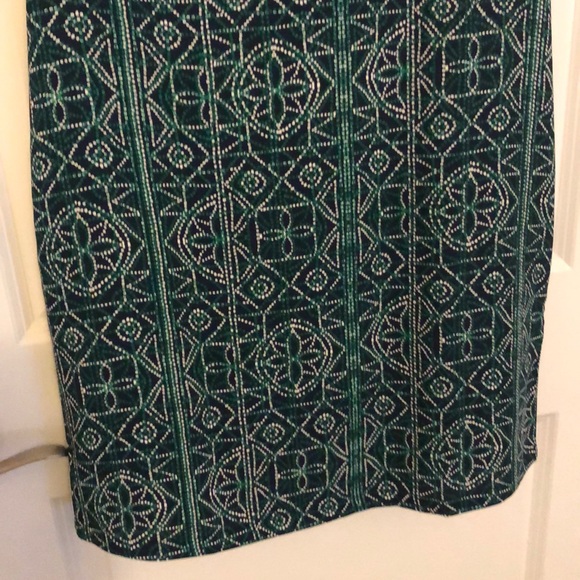 Navy/green patterned shift dress - Picture 3 of 5